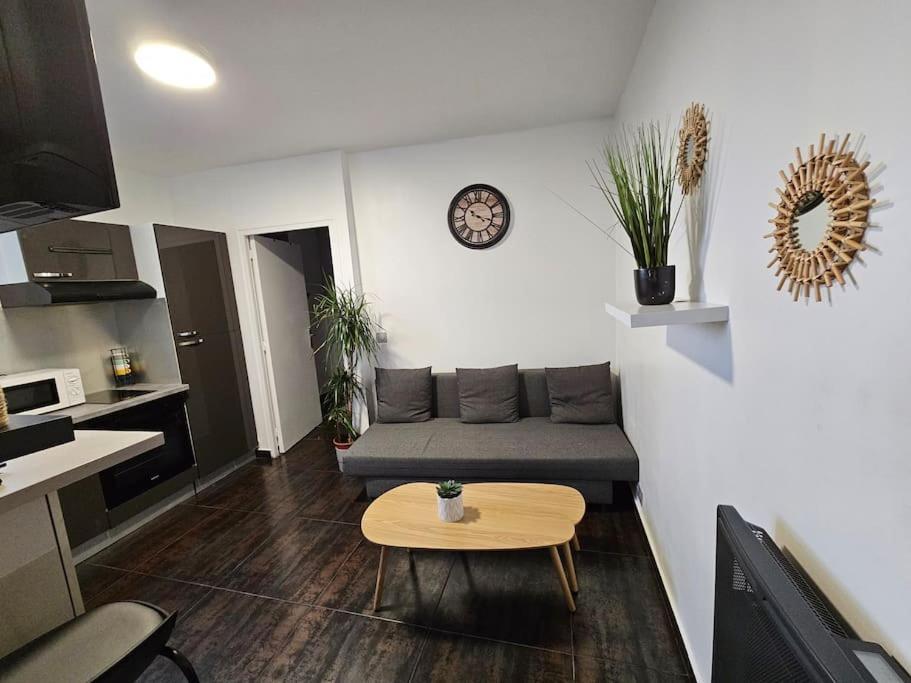 Appartement Proche Metro Paris 펜틴 외부 사진