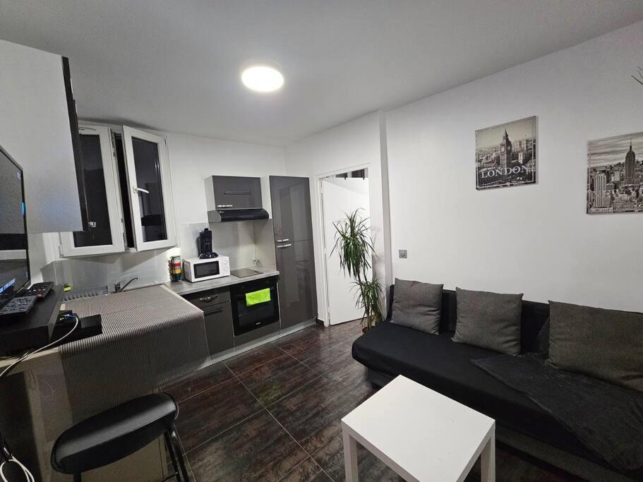 Appartement Proche Metro Paris 펜틴 외부 사진